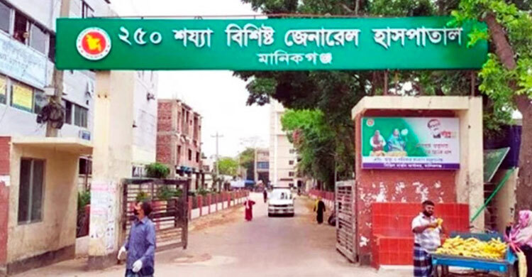 হাসপাতালে ডেলিভারির পর সন্তানকে টয়লেটে ফেলে দিলেন মা